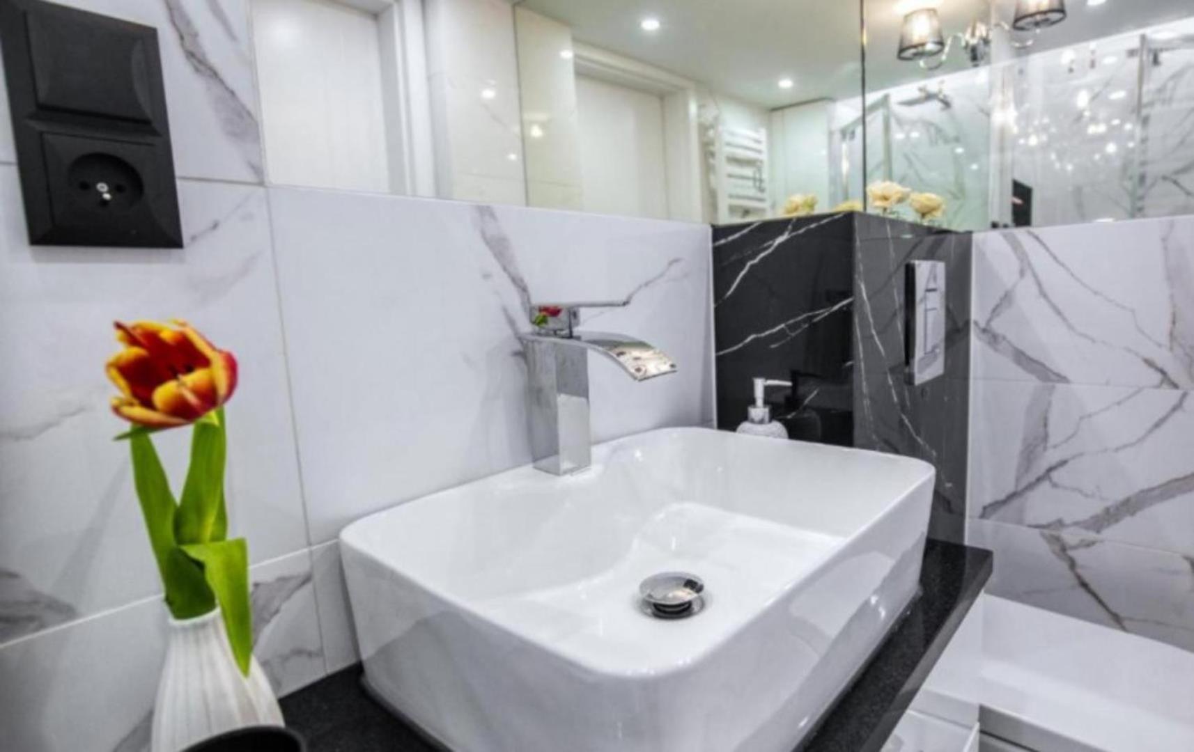 Bayside Apartments City Center غدانسك المظهر الخارجي الصورة