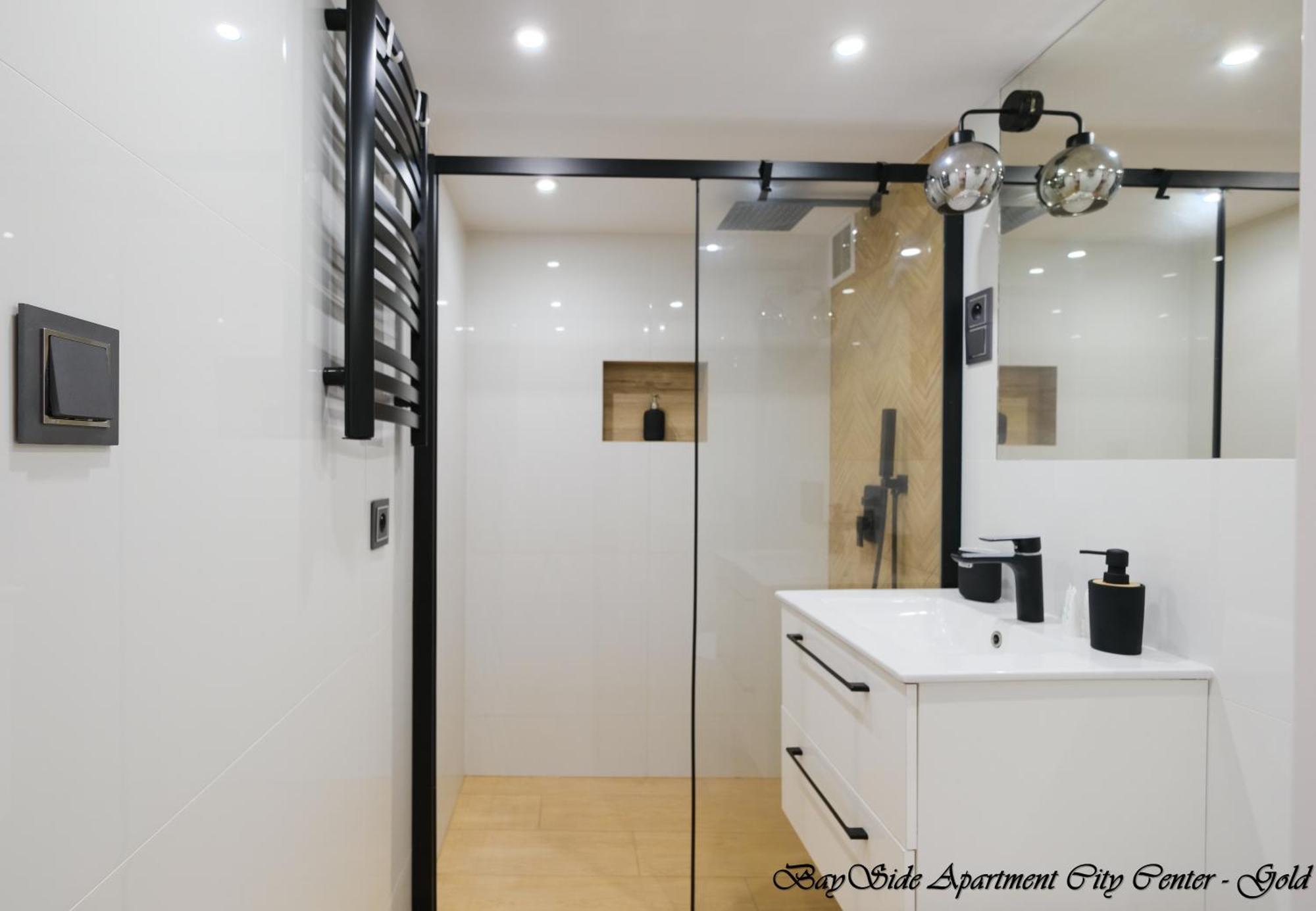 Bayside Apartments City Center غدانسك المظهر الخارجي الصورة